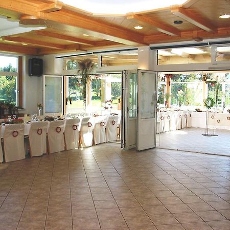 Hotel Gasthof Buchbauer Бад Санкт Лионхард им Лавантал Екстериор снимка